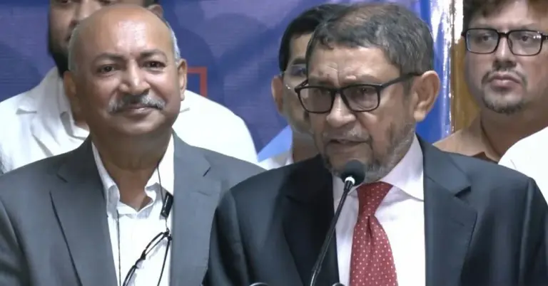 স্বাস্থ্যমন্ত্রী সরদার সাখাওয়াত হোসেন